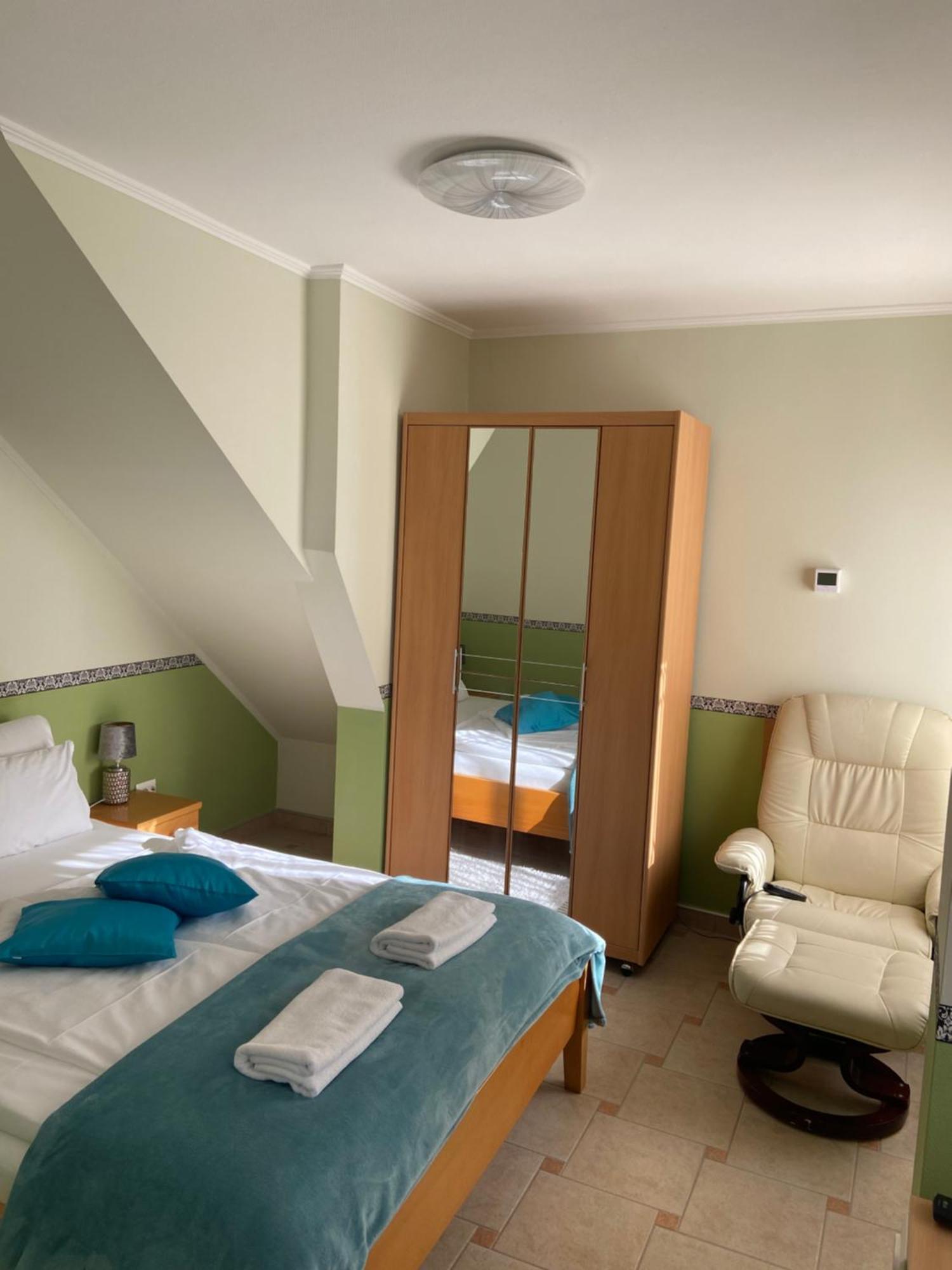 Reka Apartmanhaz Bük Exterior foto