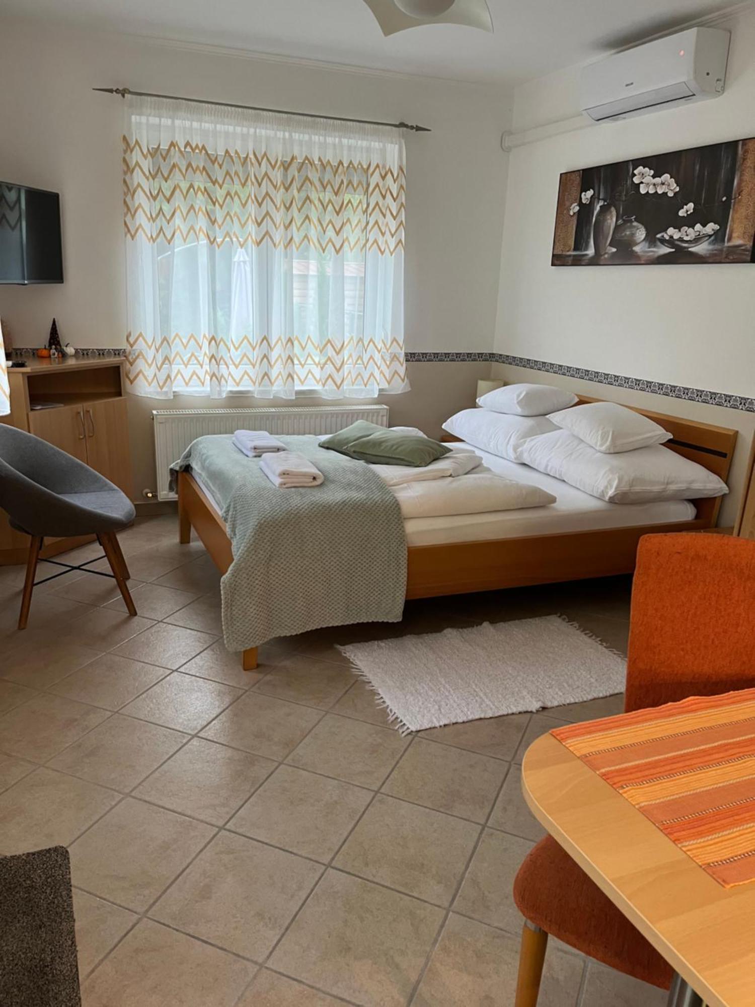 Reka Apartmanhaz Bük Exterior foto